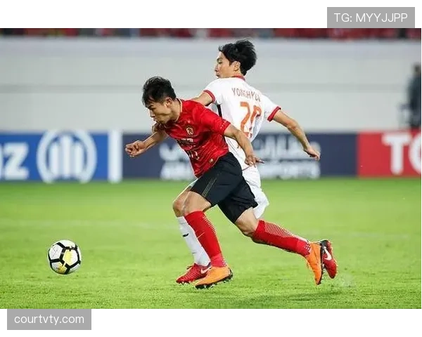 武里南联足球俱乐部近期赛程强度提升，联赛表现遭遇波动，竞争力出现下滑趋势。